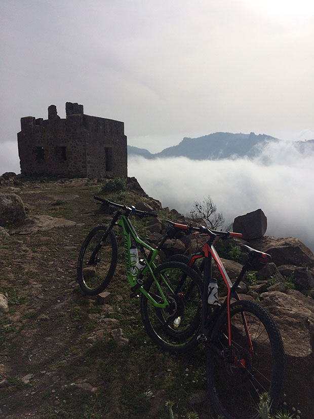 En TodoMountainBike: La foto del día en TodoMountainBike: 'Castillo del Kola (Monte Gurugú - Marruecos)'