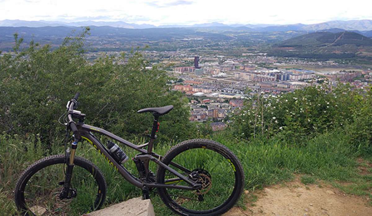 En TodoMountainBike: La foto del día en TodoMountainBike: 'Ponferrada desde el monte Pajariel'