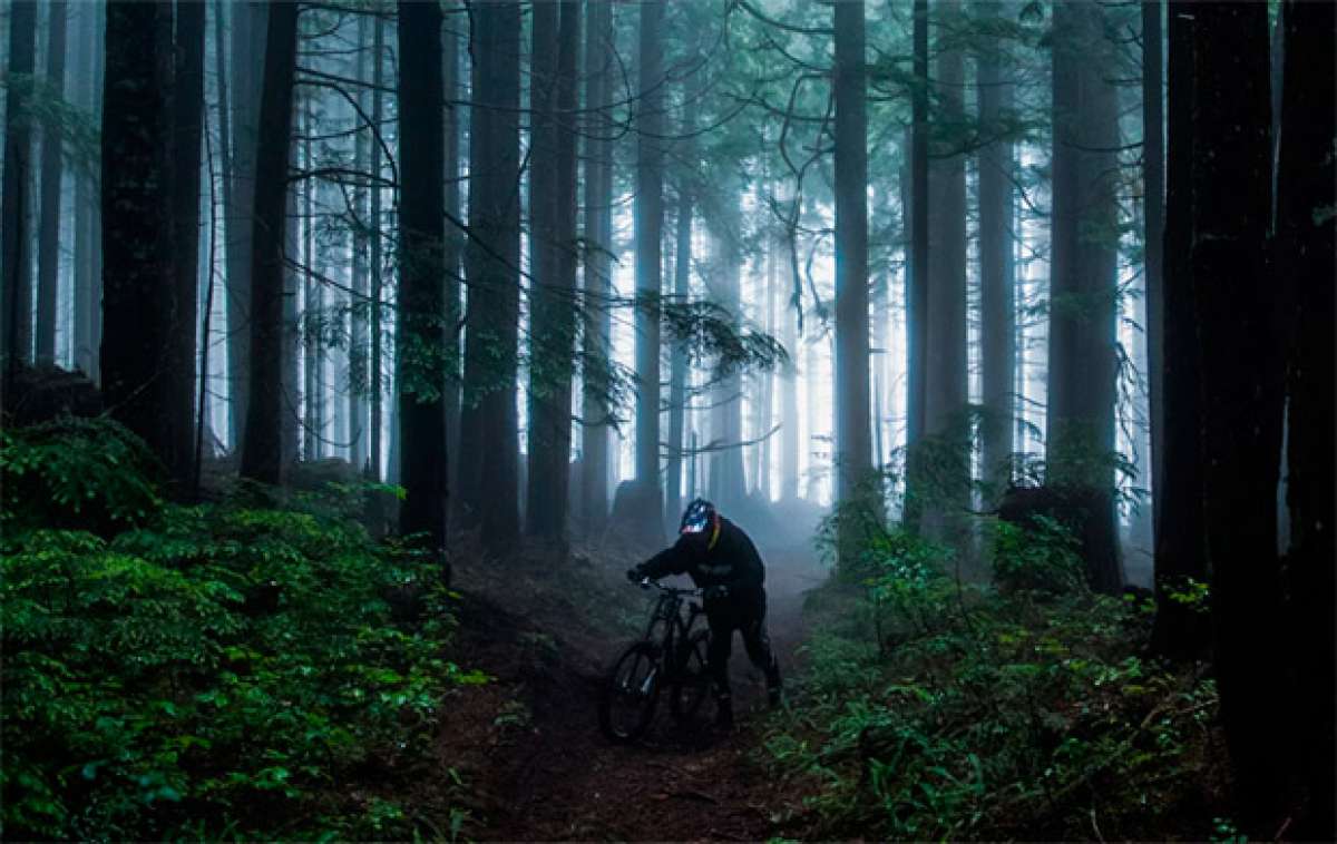 En TodoMountainBike: Negative Infinity, otro pequeño corto de Brandon Semenuk al más puro estilo de Hollywood