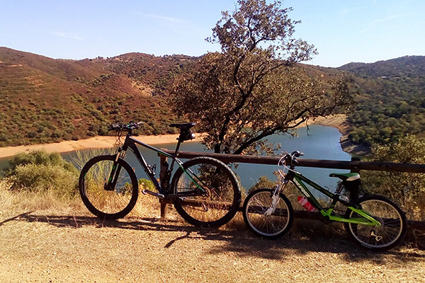 La foto del día en TodoMountainBike: "Con las nuevas promesas"