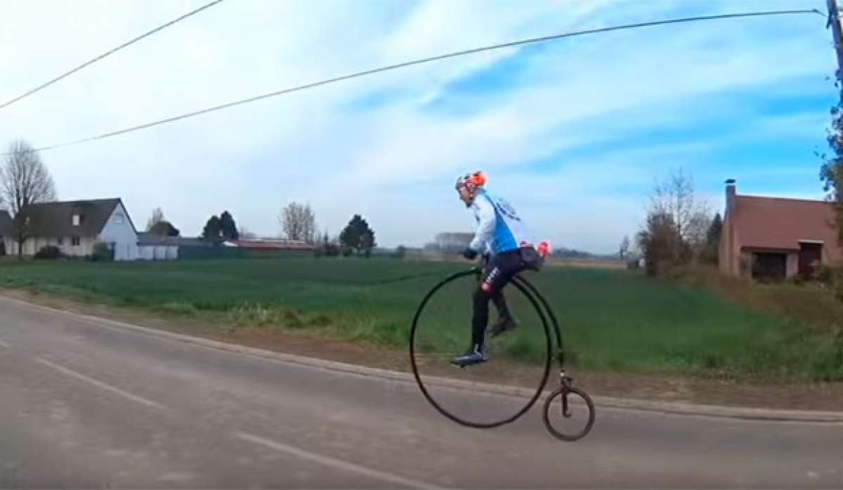 Así se hace la París-Roubaix sobre una Penny Farthing