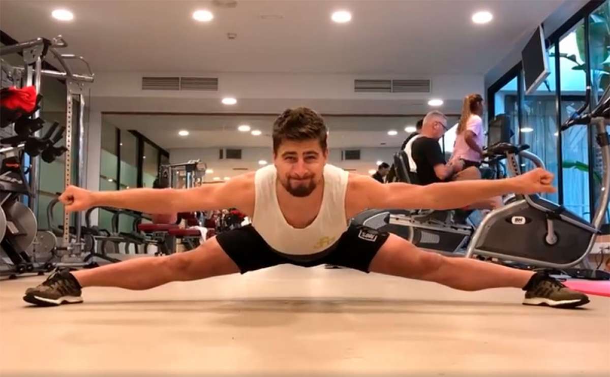 En TodoMountainBike: Así de flexible es el campeón del mundo de ciclismo en ruta, Peter Sagan