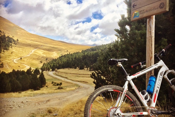 La foto del día en TodoMountainBike: "Pic Negre"
