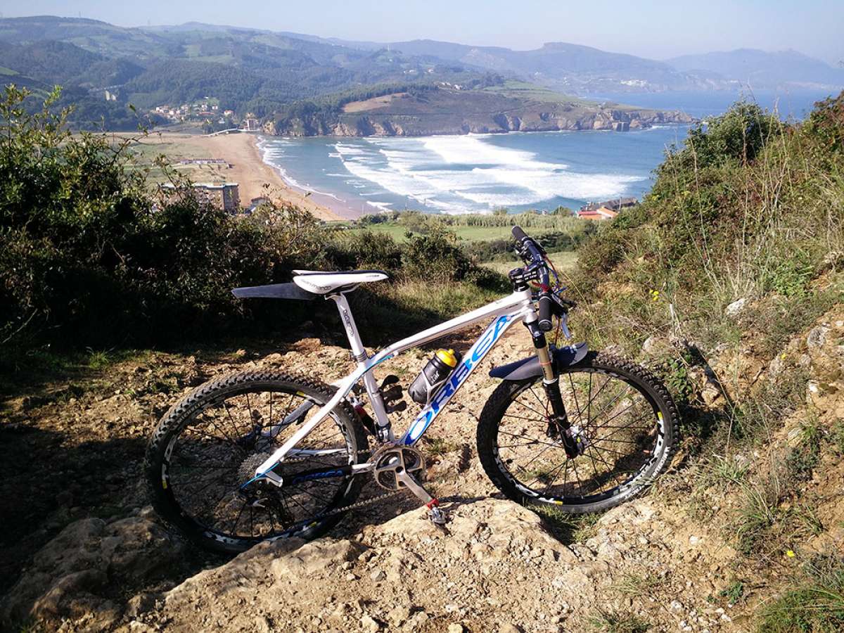 La foto del día en TodoMountainBike: "Playa de la Arena de Zierbena"