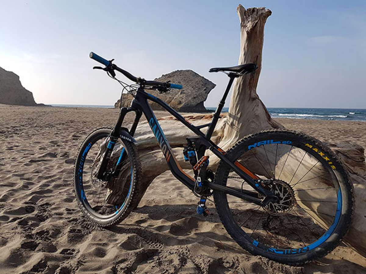 En TodoMountainBike: La foto del día en TodoMountainBike: 'En la playa de Mónsul'