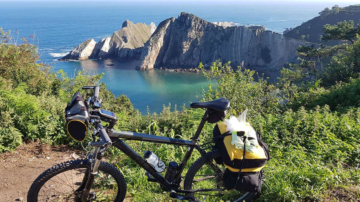 La foto del día en TodoMountainBike: "Playa del Silencio"