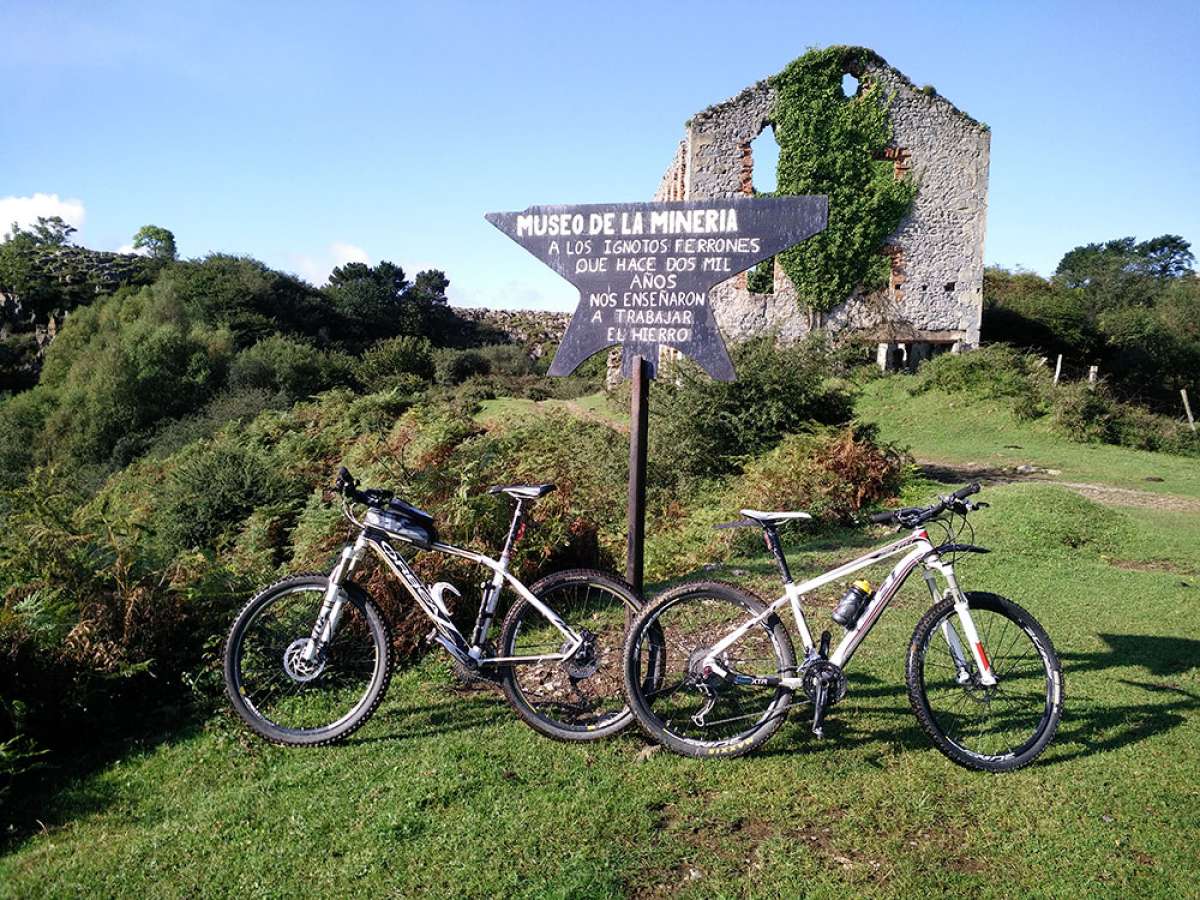 En TodoMountainBike: La foto del día en TodoMountainBike: 'Ruinas del antiguo poblado minero del Saúco'