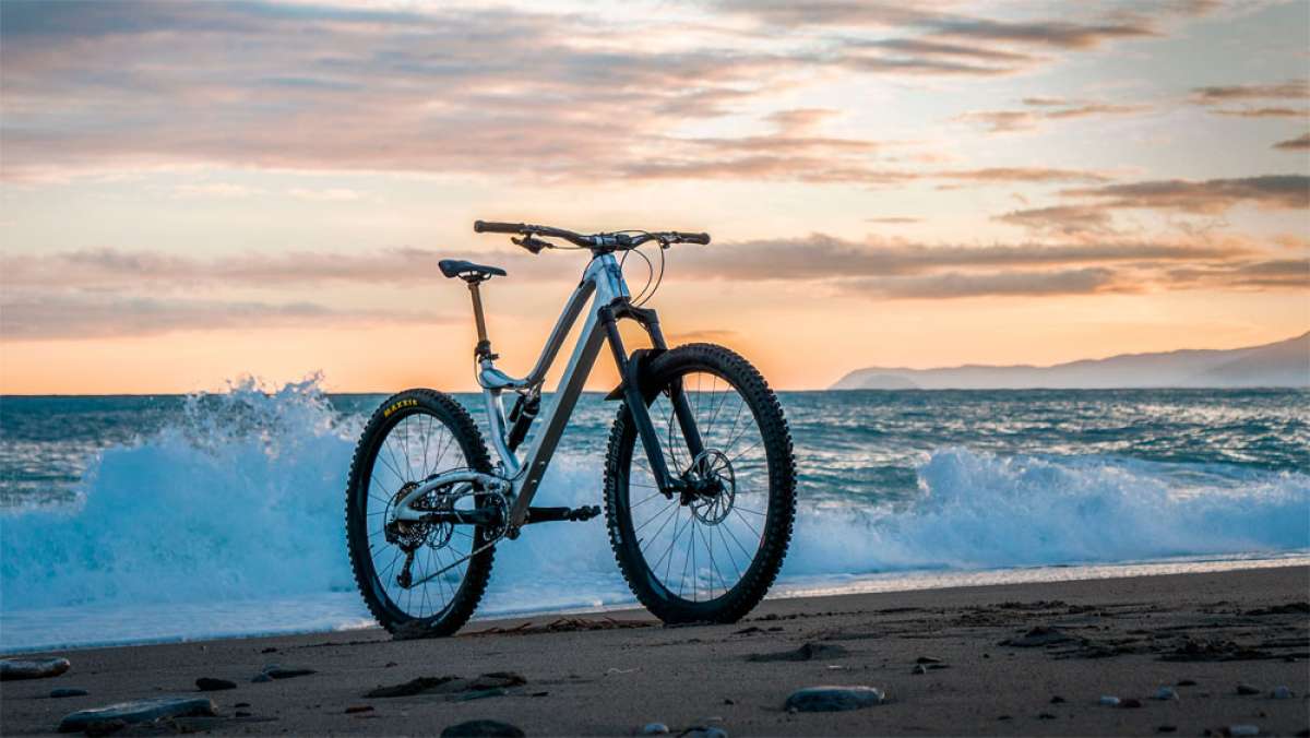 En TodoMountainBike: Pole Machine, una bicicleta de Enduro con cuadro íntegramente mecanizado en aluminio