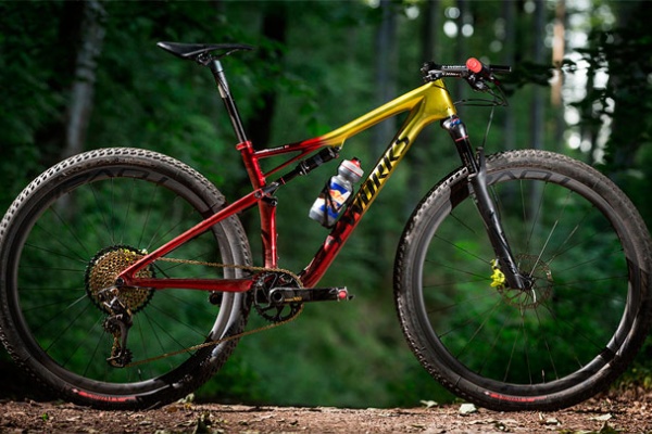 La Specialized Epic de 2018 en acción
