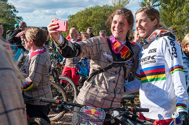 En TodoMountainBike: Todo listo para la Red Bull Foxhunt 2017, este año sin Rachel Atherton