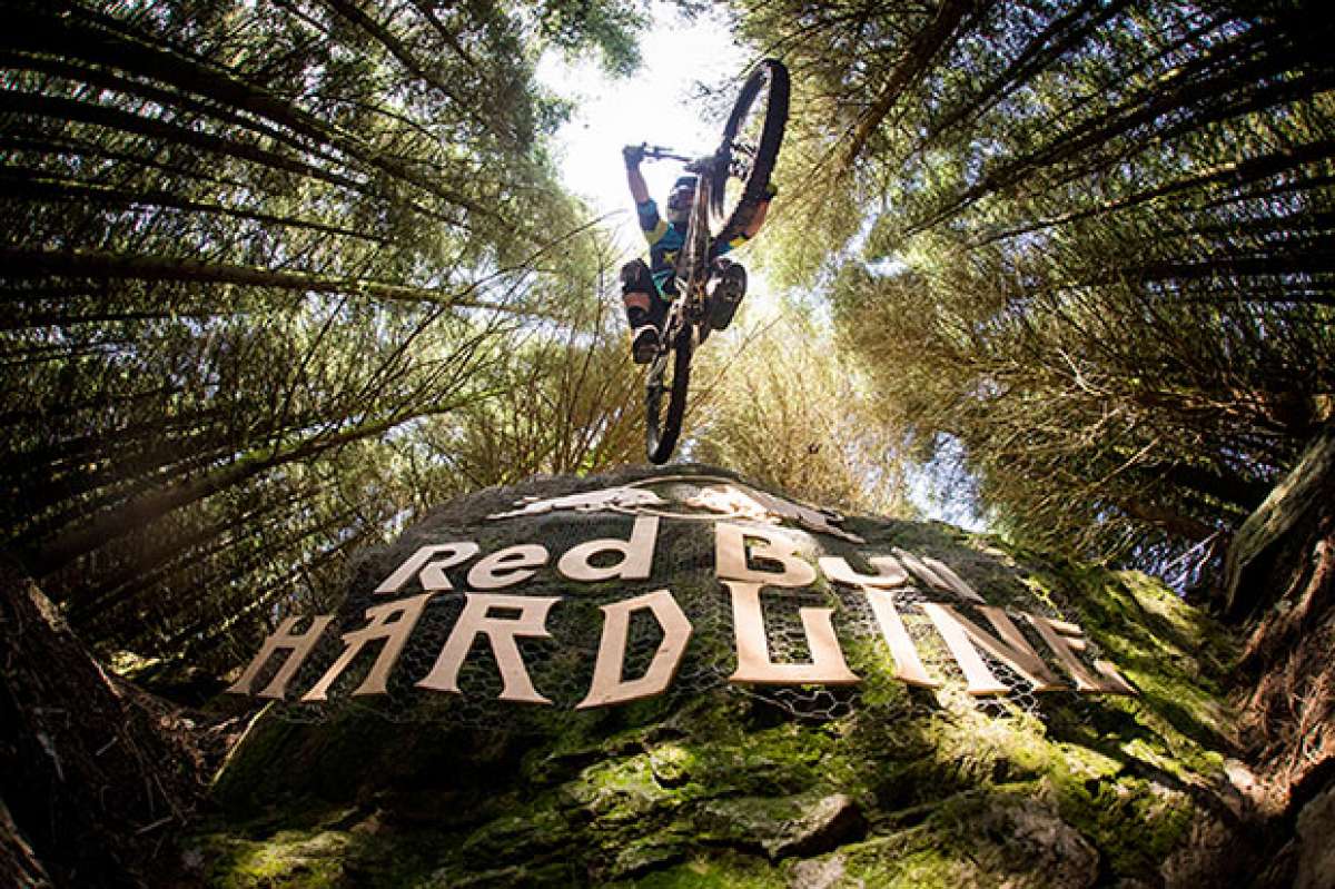 En TodoMountainBike: El descenso ganador de Craig Evans en la Red Bull Hardline 2017