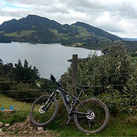 La foto del día en TodoMountainBike: "Represa del Neusa - Colombia"