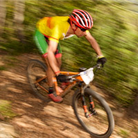 Pedro Romero y Clàudia Galicia, vencedores de la Quebrantahuesos MTB 2017