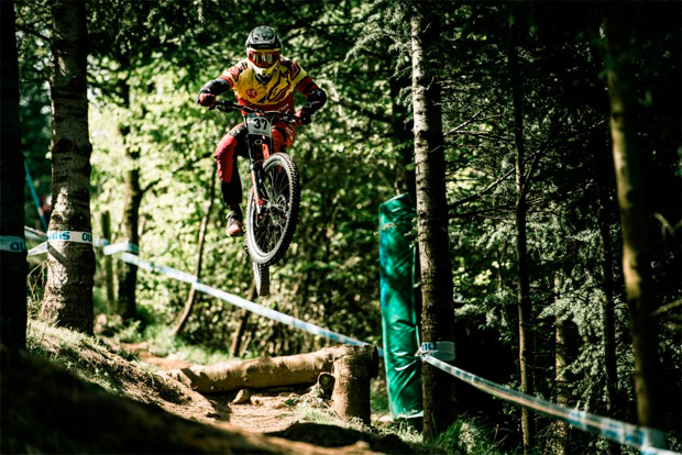 En TodoMountainBike: Alexandre Fayolle y Rachel Atherton, los vencedores de la Copa del Mundo DHI 2017 de Lourdes