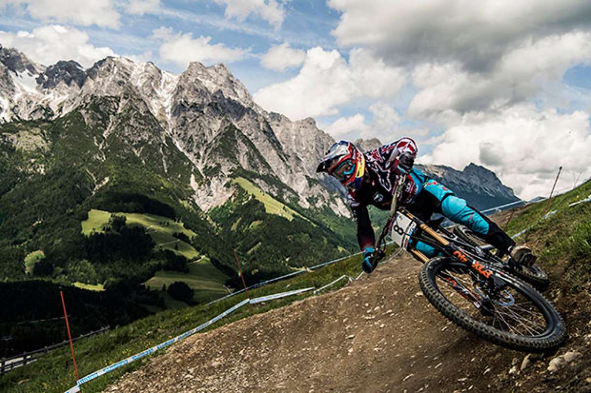 Victoria para Aaron Gwin y Tahnée Seagrave en la Copa del Mundo DHI 2017 de Leogang