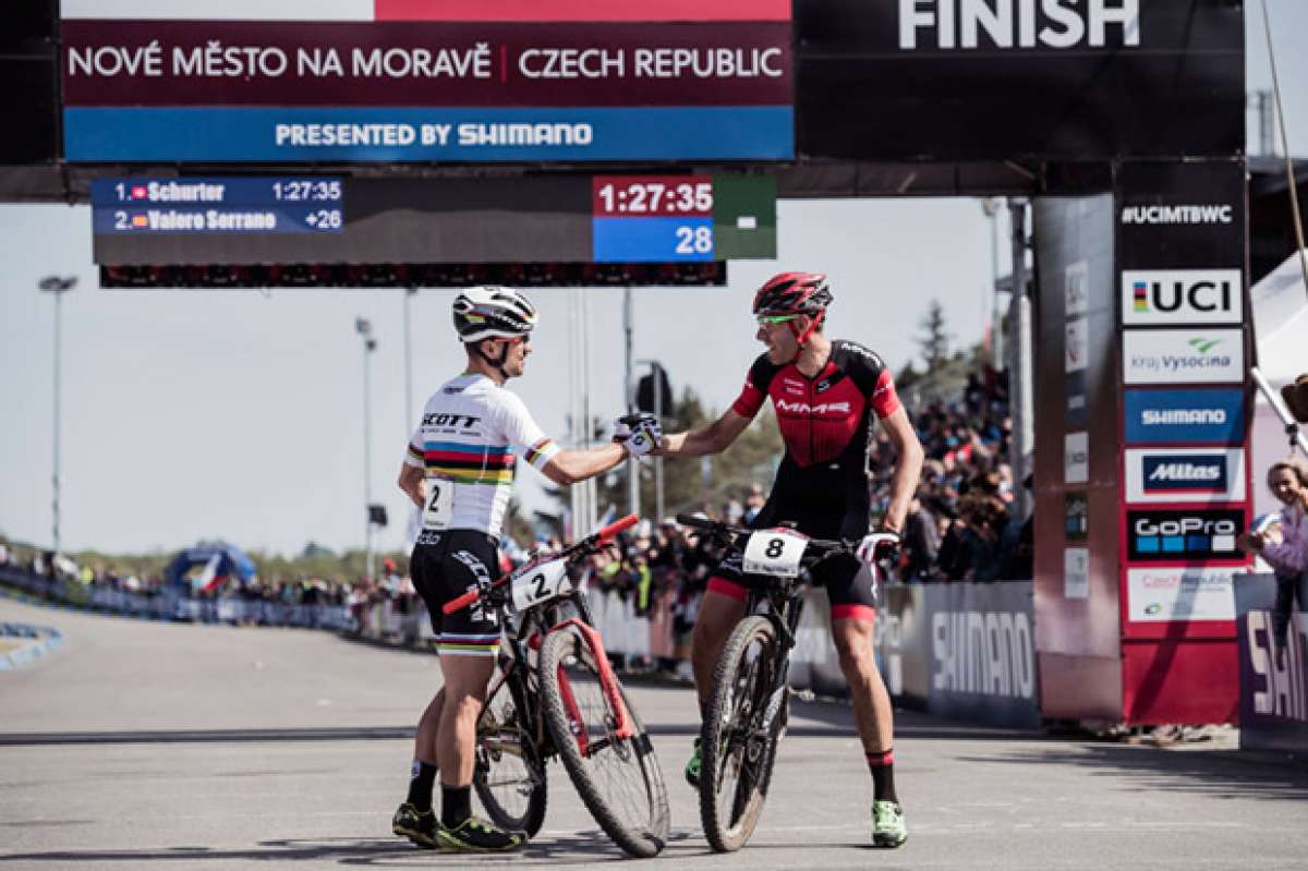 En TodoMountainBike: Nino Schurter y Annika Langvad, primeros líderes en Nové Město de la Copa del Mundo XCO 2017