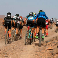 Josep Betalú y Anna Ramírez, líderes la GAES Titan Desert by Garmin 2017 tras la etapa reina