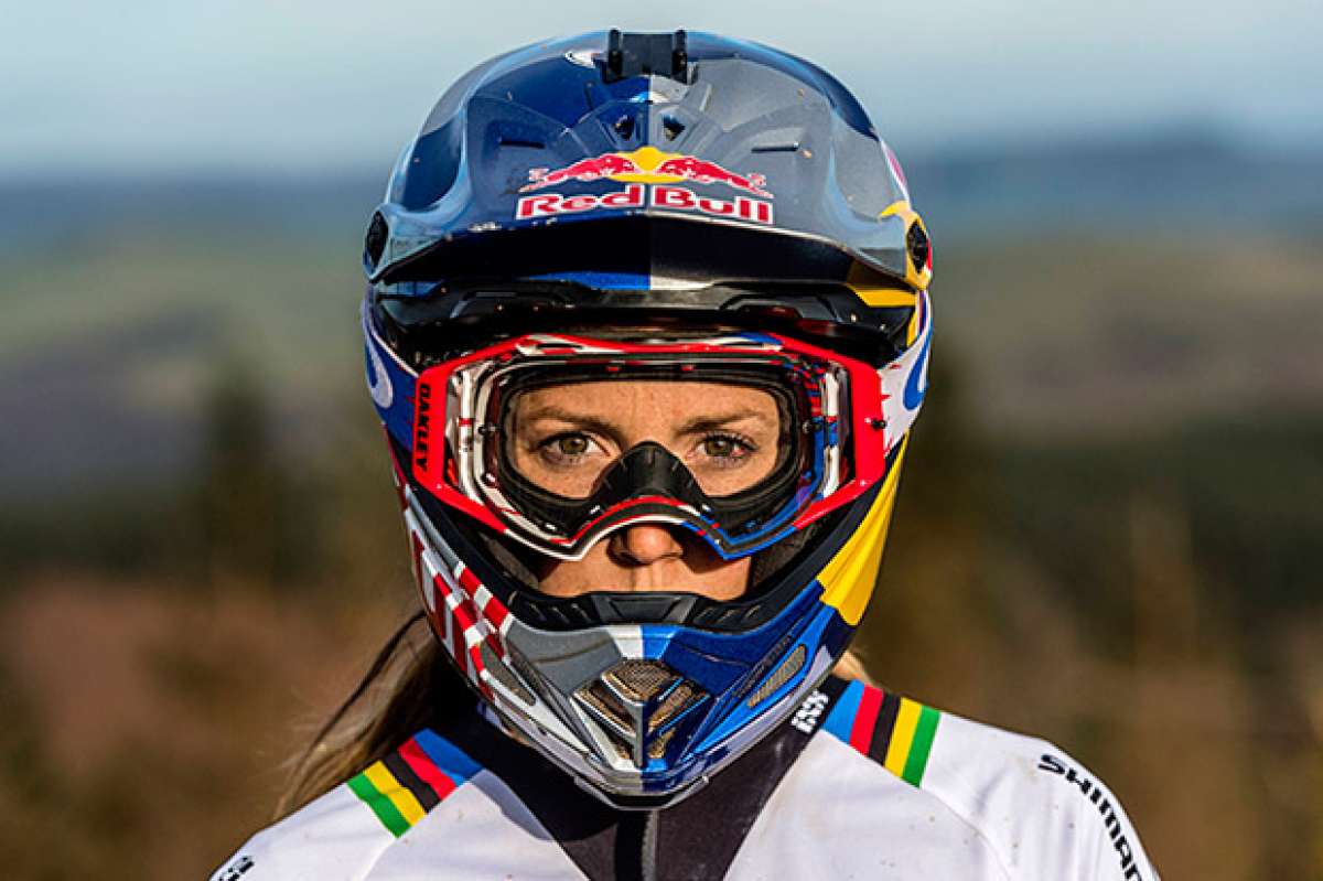 Recapitulando la temporada perfecta de Rachel Atherton, máxima favorita de la Copa del Mundo DHI 2017