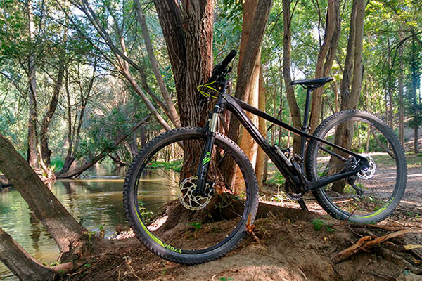 La foto del día en TodoMountainBike: "A orillas del Manzanares"