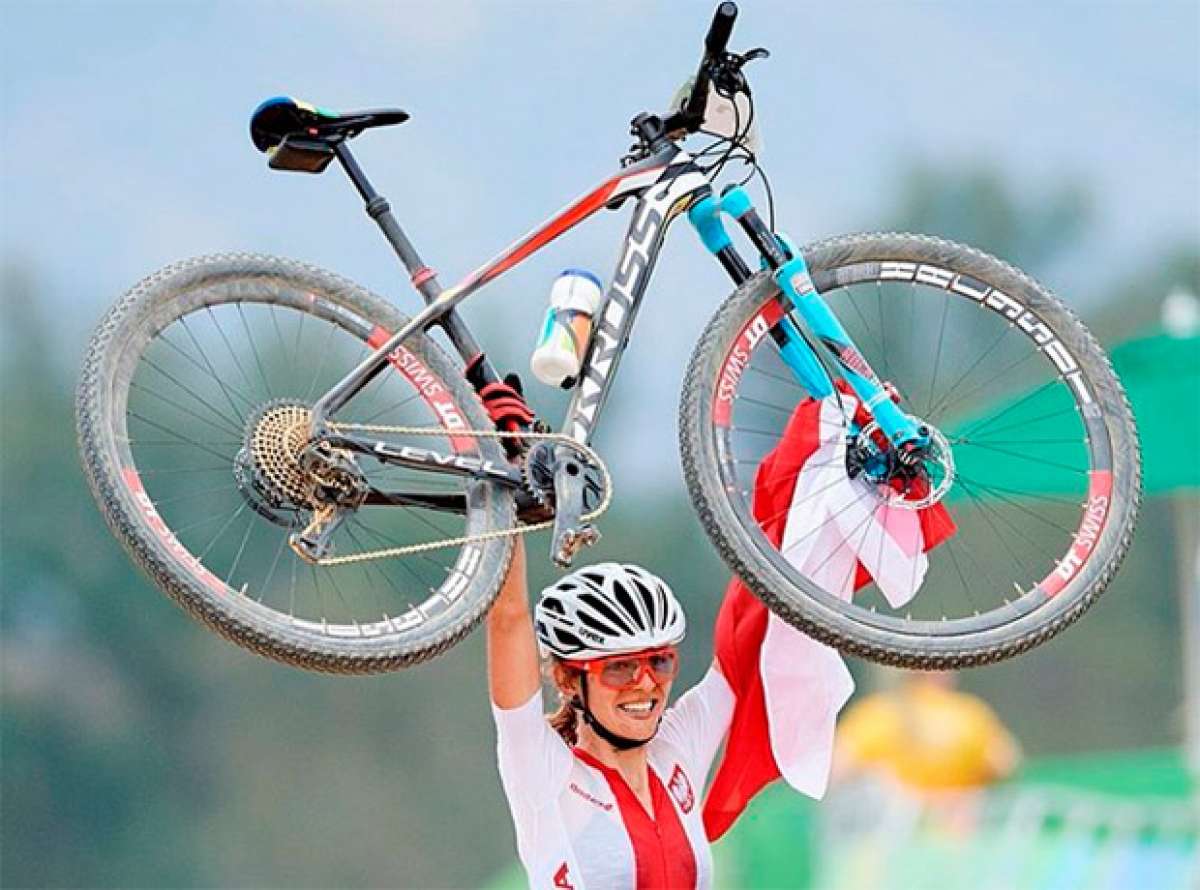 En TodoMountainBike: 'Road 2 Rio', la preparación de Maja Włoszczowska en su camino hacia la medalla de plata olímpica