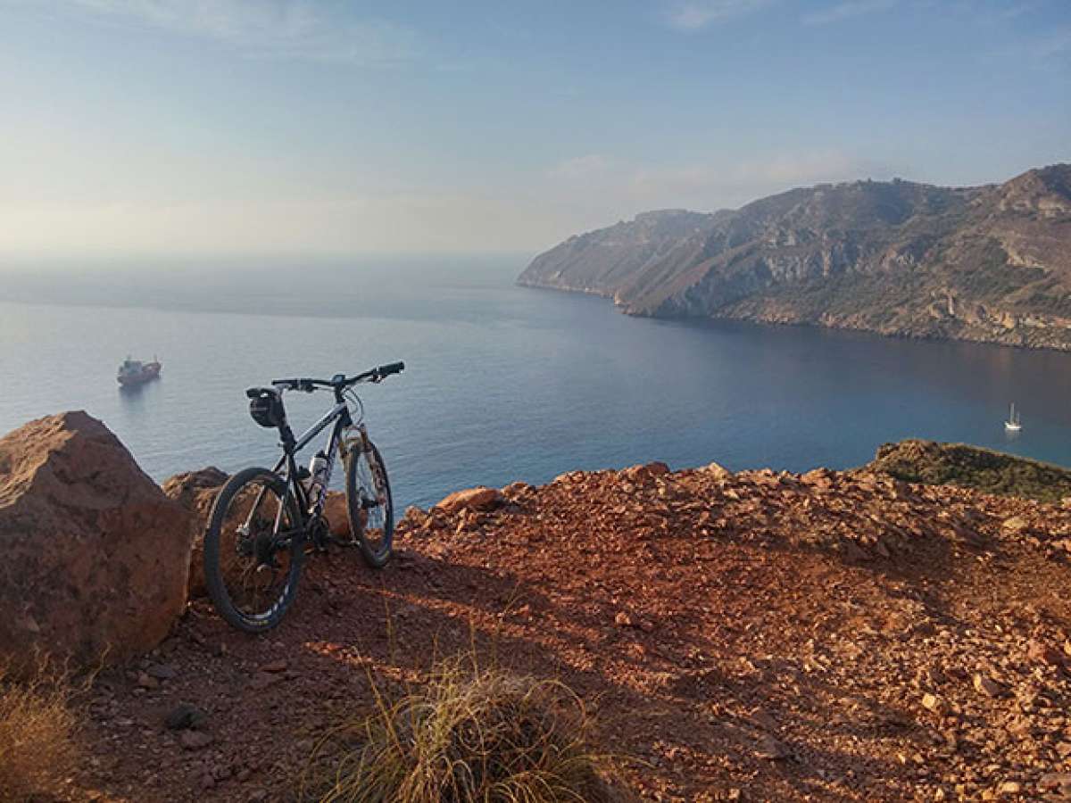 La foto del día en TodoMountainBike: "Subida a Castillitos"