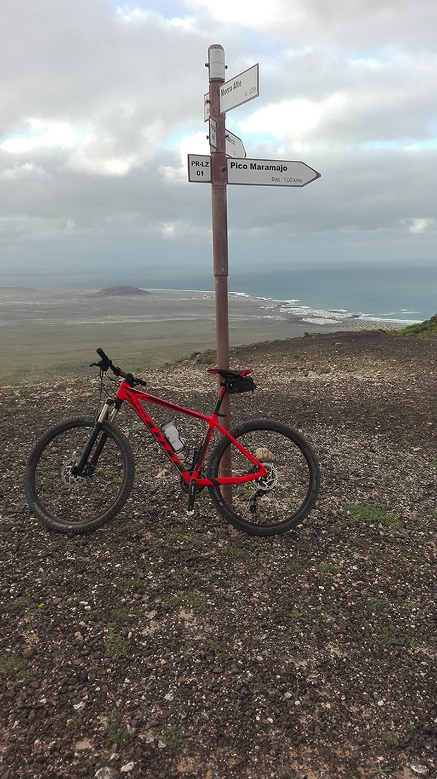 En TodoMountainBike: La foto del día en TodoMountainBike: 'El paraíso está aquí (Teguise)'