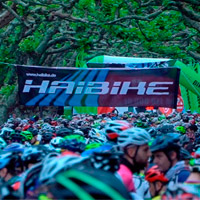 "El Tour de los populares", la emotiva película de los 10.000 del Soplao 2016