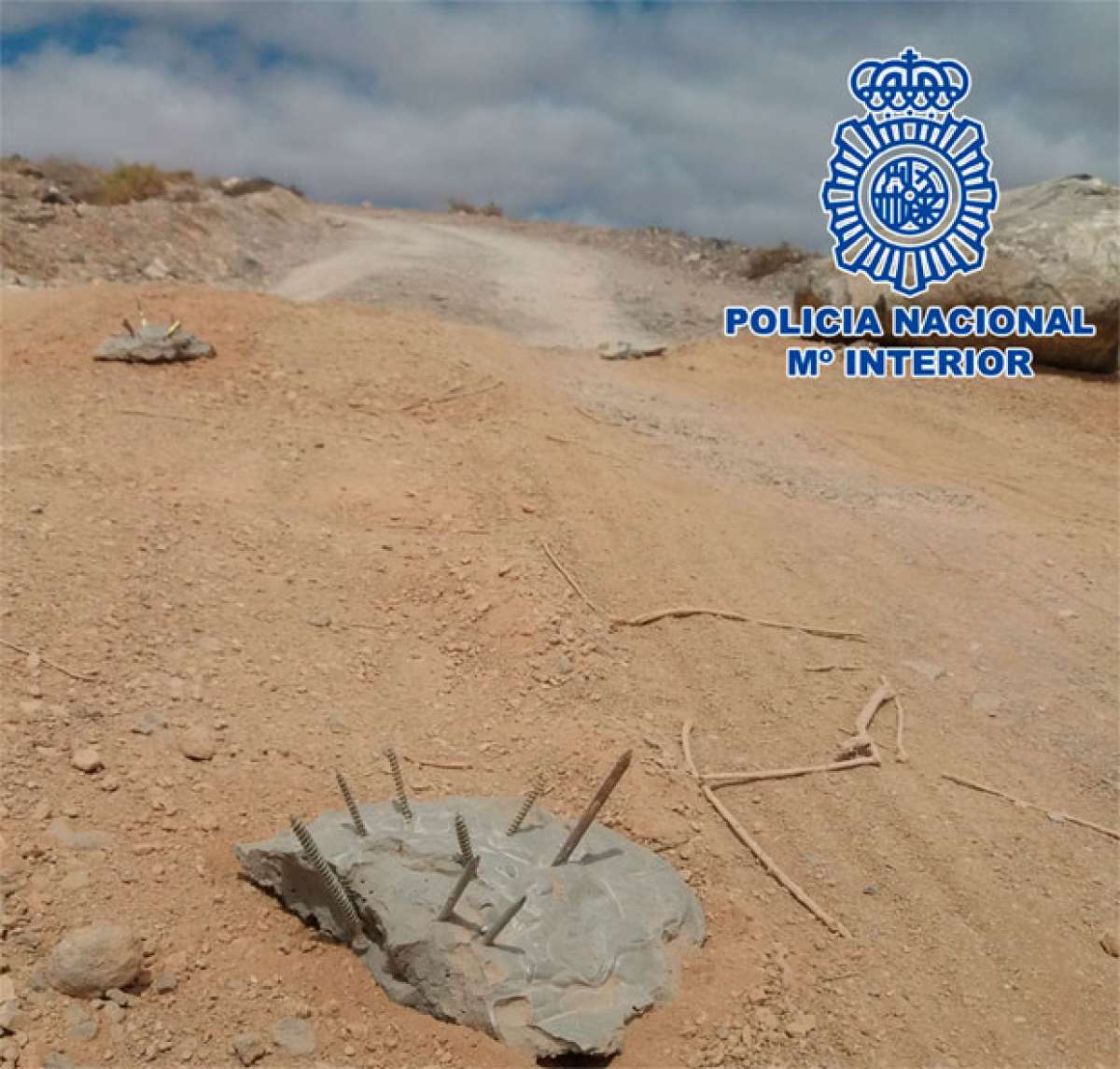 En TodoMountainBike: Dos mujeres de 59 y 70 años detenidas en Fuerteventura por colocar trampas con clavos en una pista de tierra