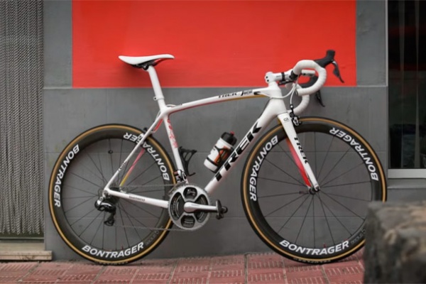Así es la Trek Émonda en edición especial Celebración de las Grandes Vueltas de Alberto Contador
