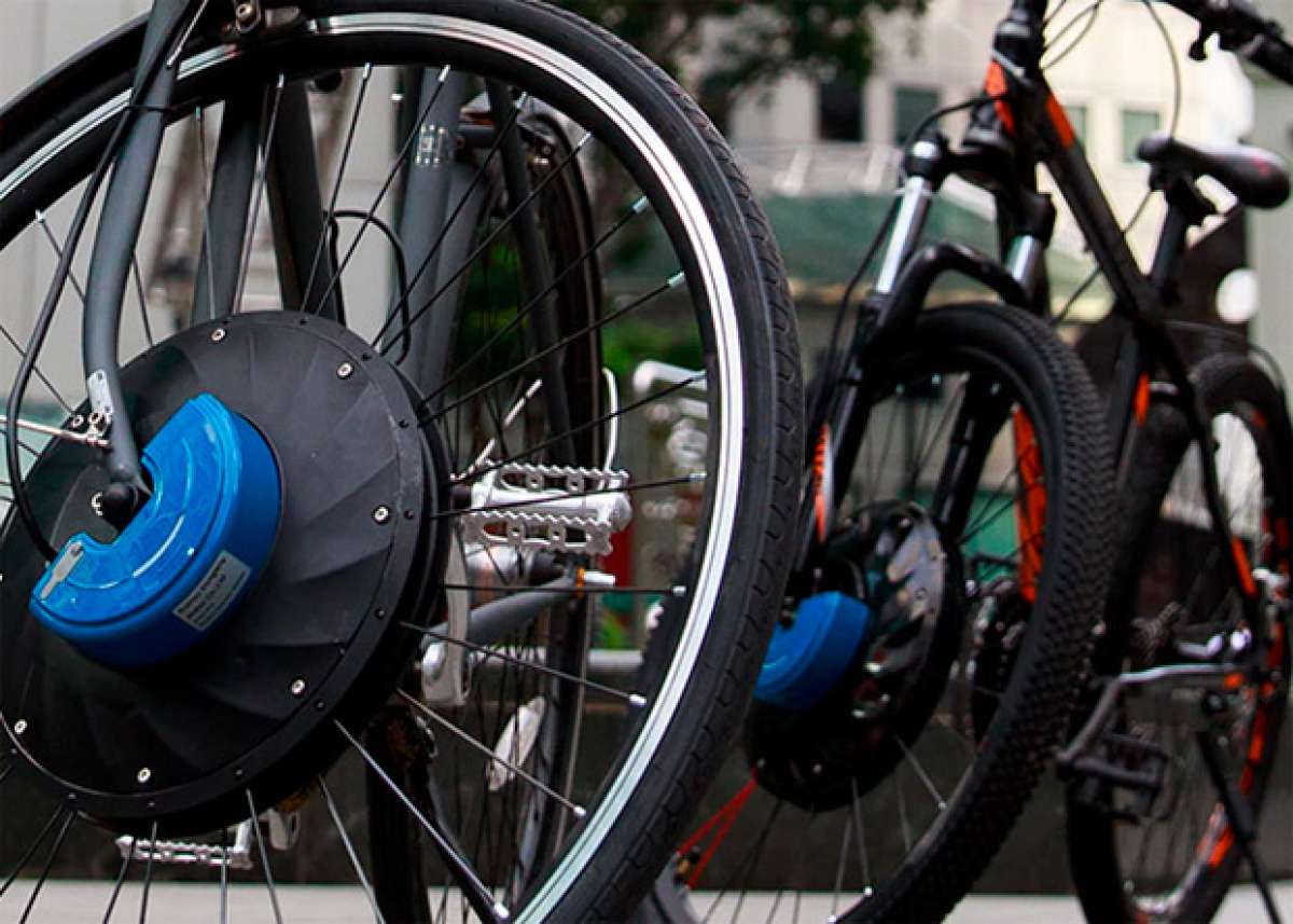 UrbanX, la rueda que convierte cualquier bicicleta en una eléctrica