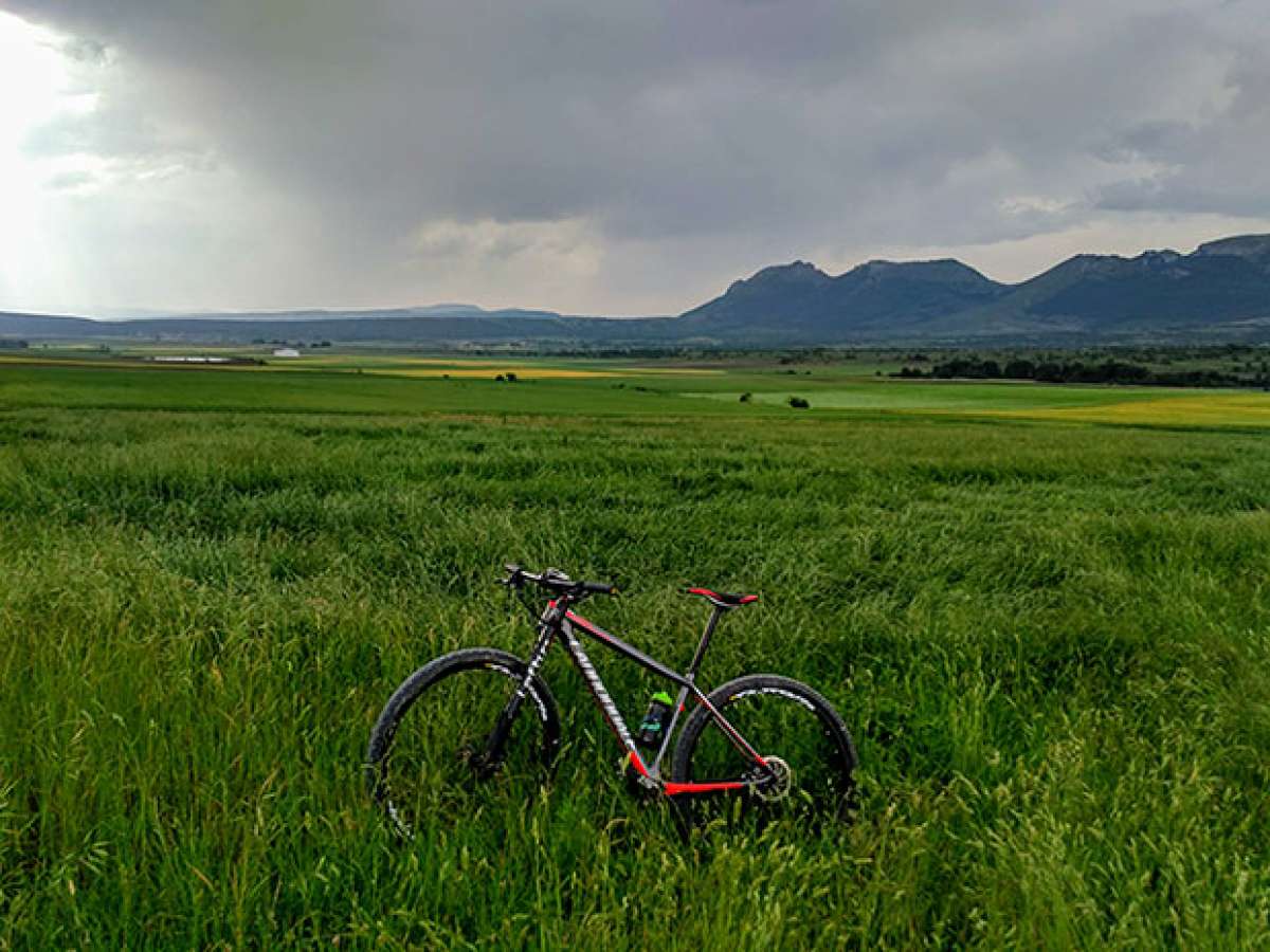 En TodoMountainBike: La foto del día en TodoMountainBike: 'Burgos verde'