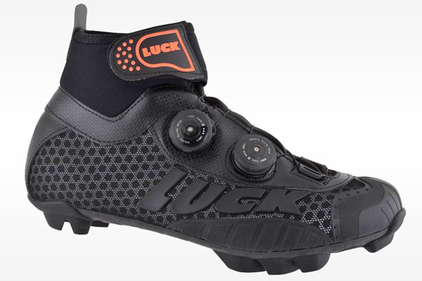 Luck Artico, zapatillas de alto rendimiento para mantener los pies abrigados y secos en invierno