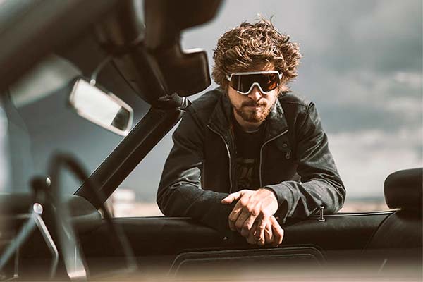 Peter Sagan estrena gafas: las nuevas 100% Glendale
