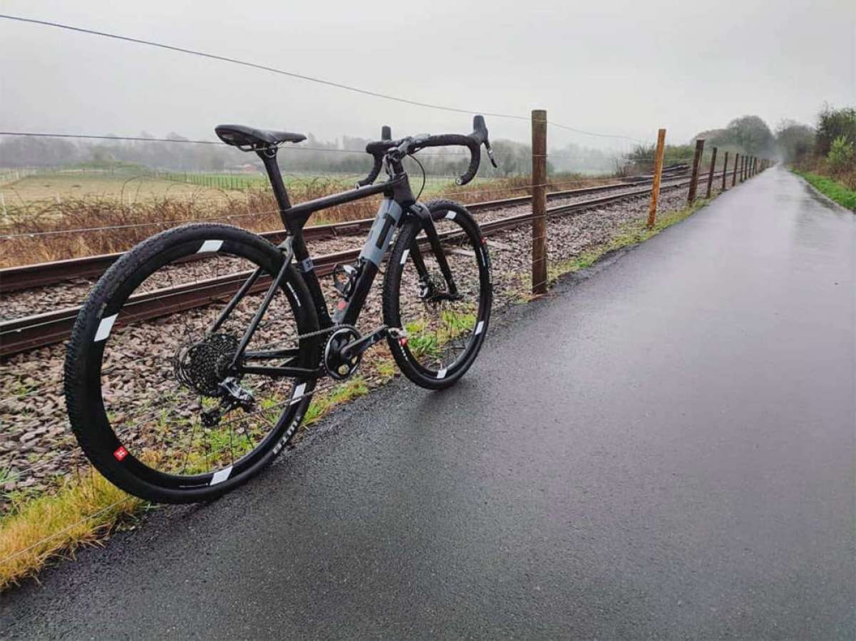 En TodoMountainBike: 3T Exploro FlatMount, una bicicleta aerodinámica preparada para volar sobre la carretera y las pistas de tierra