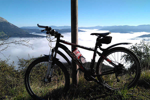 La foto del día en TodoMountainBike: "Subiendo a Muru"