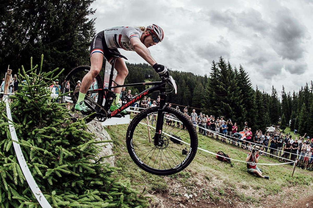 En TodoMountainBike: Annie Last, a las filas del recién bautizado KMC-Ekoï-SR Suntour Team para 2018