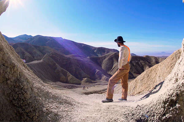 El desierto, una mina, y un minero algo loco: aprendiendo técnica con Kirt Voreis