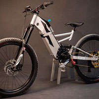 Probando las potentes LMX 161-H (Motocross) y LMX 81 (e-MTB) con Aurélien Fontenoy