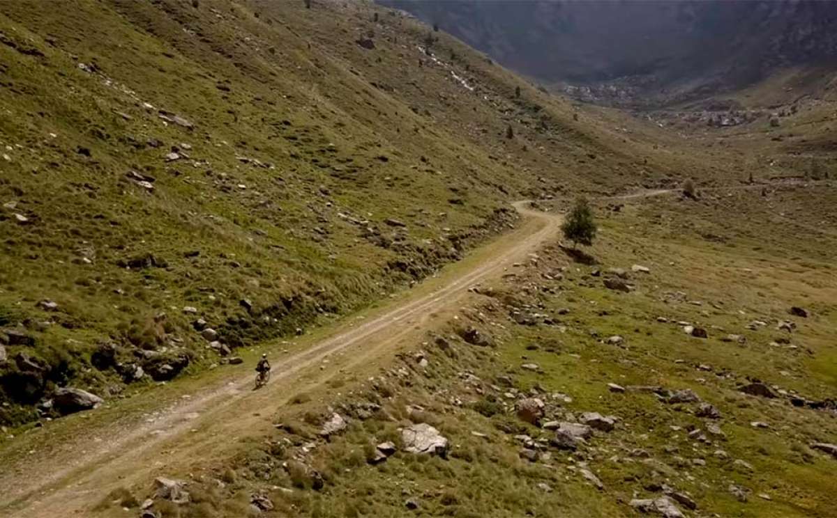 En TodoMountainBike: Aventura de tres días en Andorra con Svein Tuft y su Scott Addict Gravel