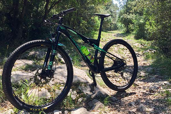 La foto del día en TodoMountainBike: "Bajada de las Cuevas Covalanas"