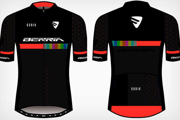 Berria Bike presenta su equipación de 2019: maillot Rocket, culotte Limited y gorra Vintage