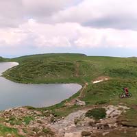 Descubriendo los mejores senderos del suroeste de Bulgaria con Jerome Clementz