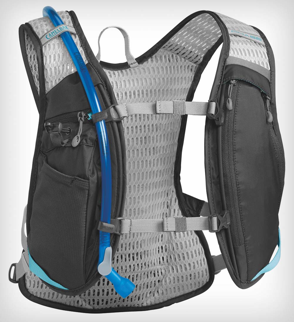 En TodoMountainBike: El Chase Bike Vest, el chaleco de hidratación de Camelbak, recibe una versión femenina