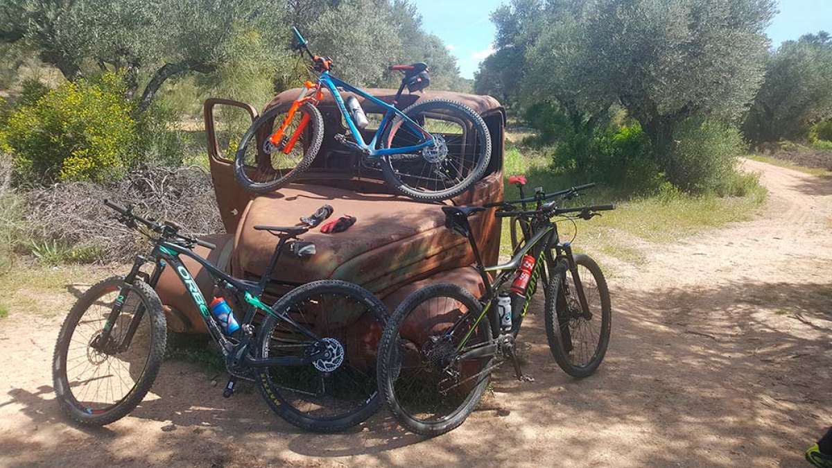 La foto del día en TodoMountainBike: "Camión abandonado"