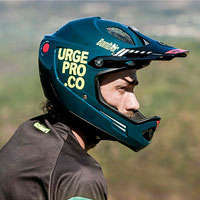 Urge BombAir, un casco integral con ADN de competición a precio imbatible