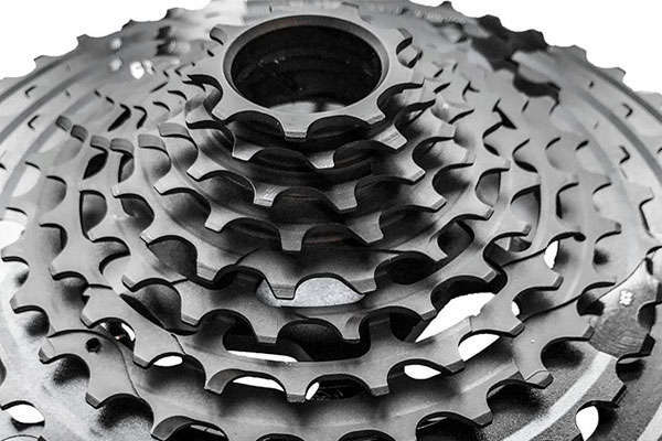 e*thirteen TRS+ 9-46T, un cassette de 11 velocidades con más rango de desarrollo que los Eagle de SRAM
