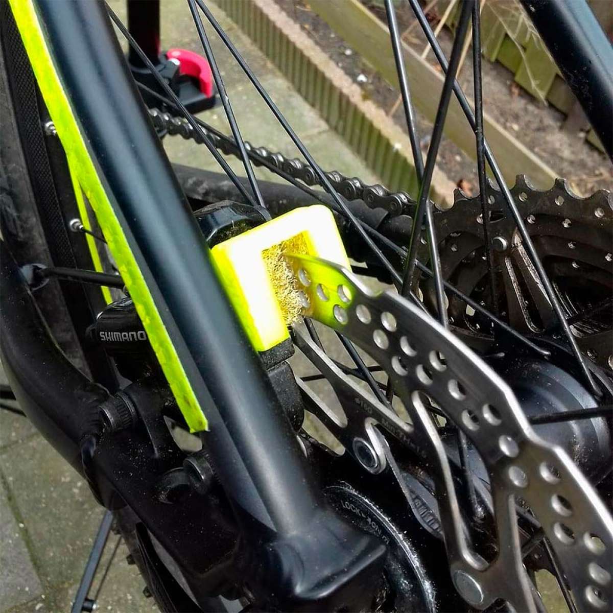 Brake Protec, un cepillo metálico para mejorar el rendimiento de los frenos de disco