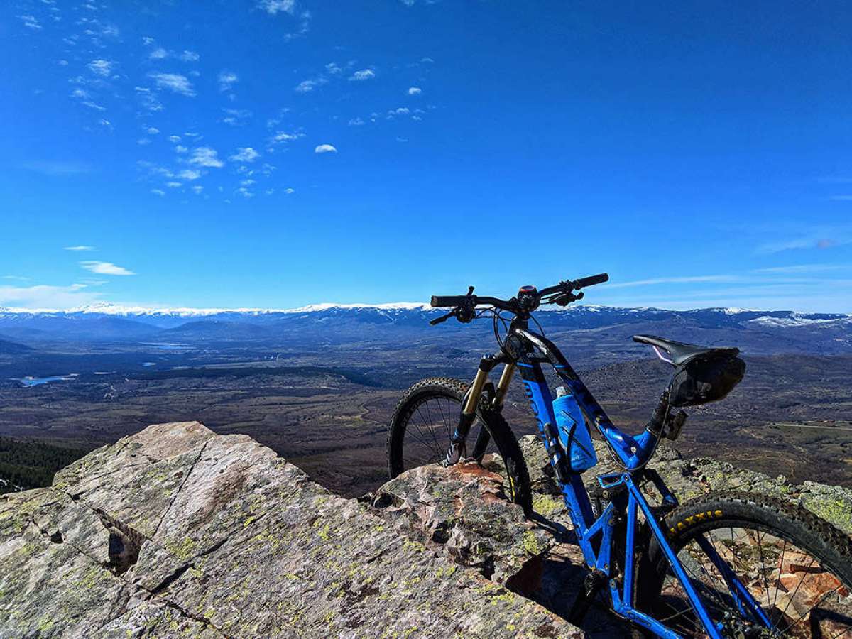 La foto del día en TodoMountainBike: "Cima en El Atazar"