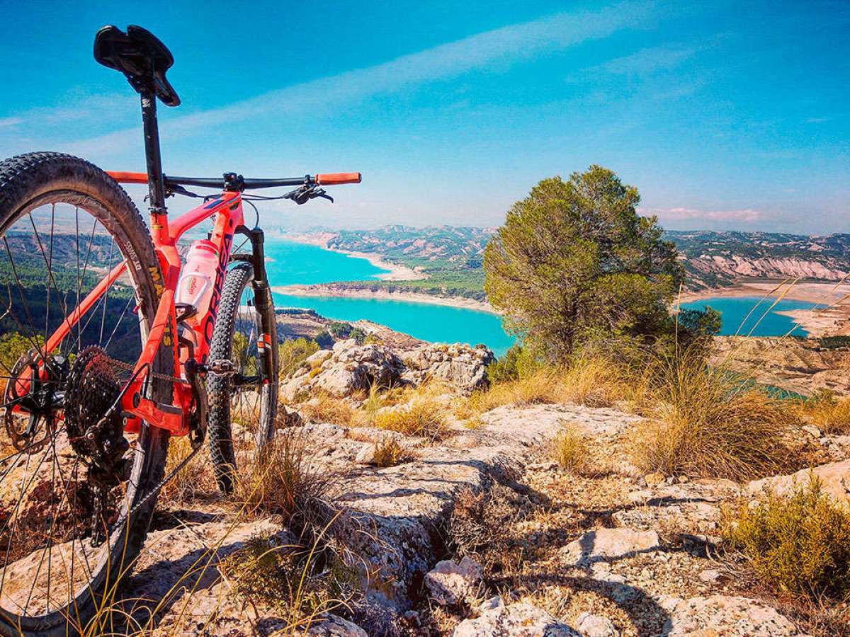 En TodoMountainBike: La foto del día en TodoMountainBike: 'Cerro Jabalcón'