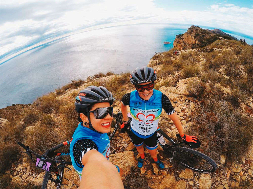 En TodoMountainBike: Final de la Costa Blanca Bike Race 2018 con victoria en la general para los dúos Sergio Mantecón/Jan Skarnitzl y Raiza Goulao/Rebecca McConnell